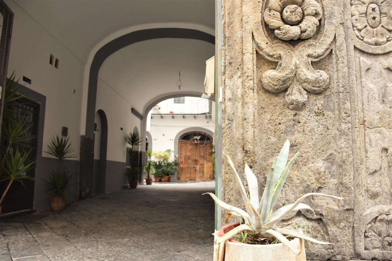 Appartement Corno Napoletano Free Parking For Small Cars Only