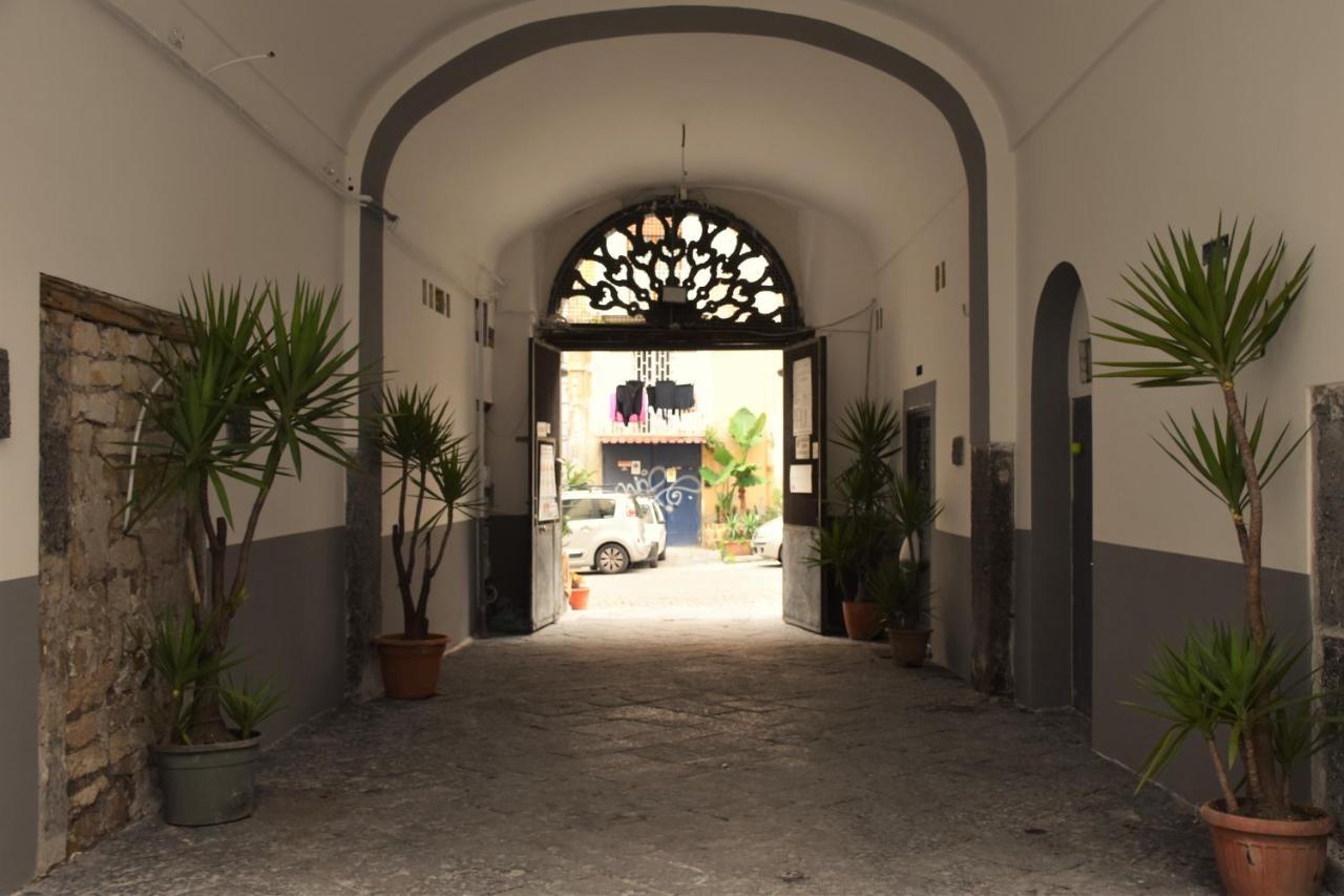 Corno Napoletano Free Parking For Small Cars Only *