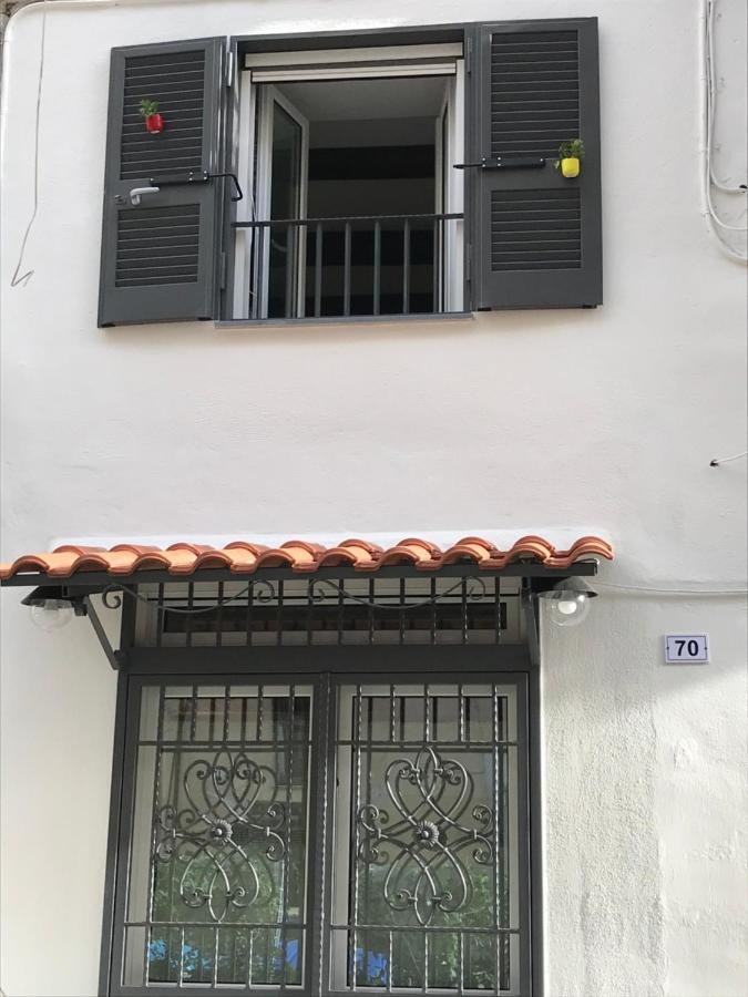 Corno Napoletano Free Parking For Small Cars Only Appartement Naples